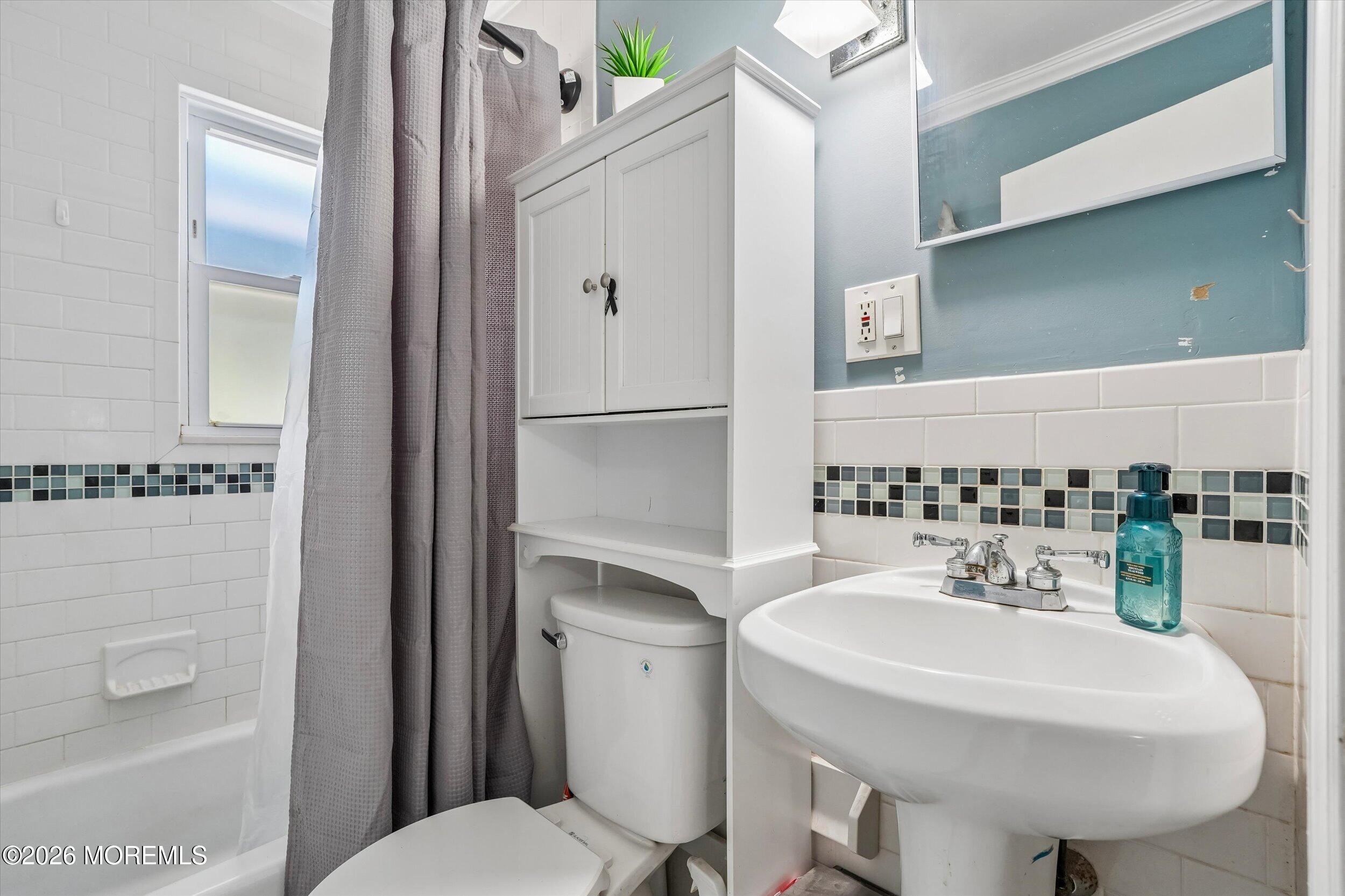 2733 Monmouth Road Jobstown NJ 08041