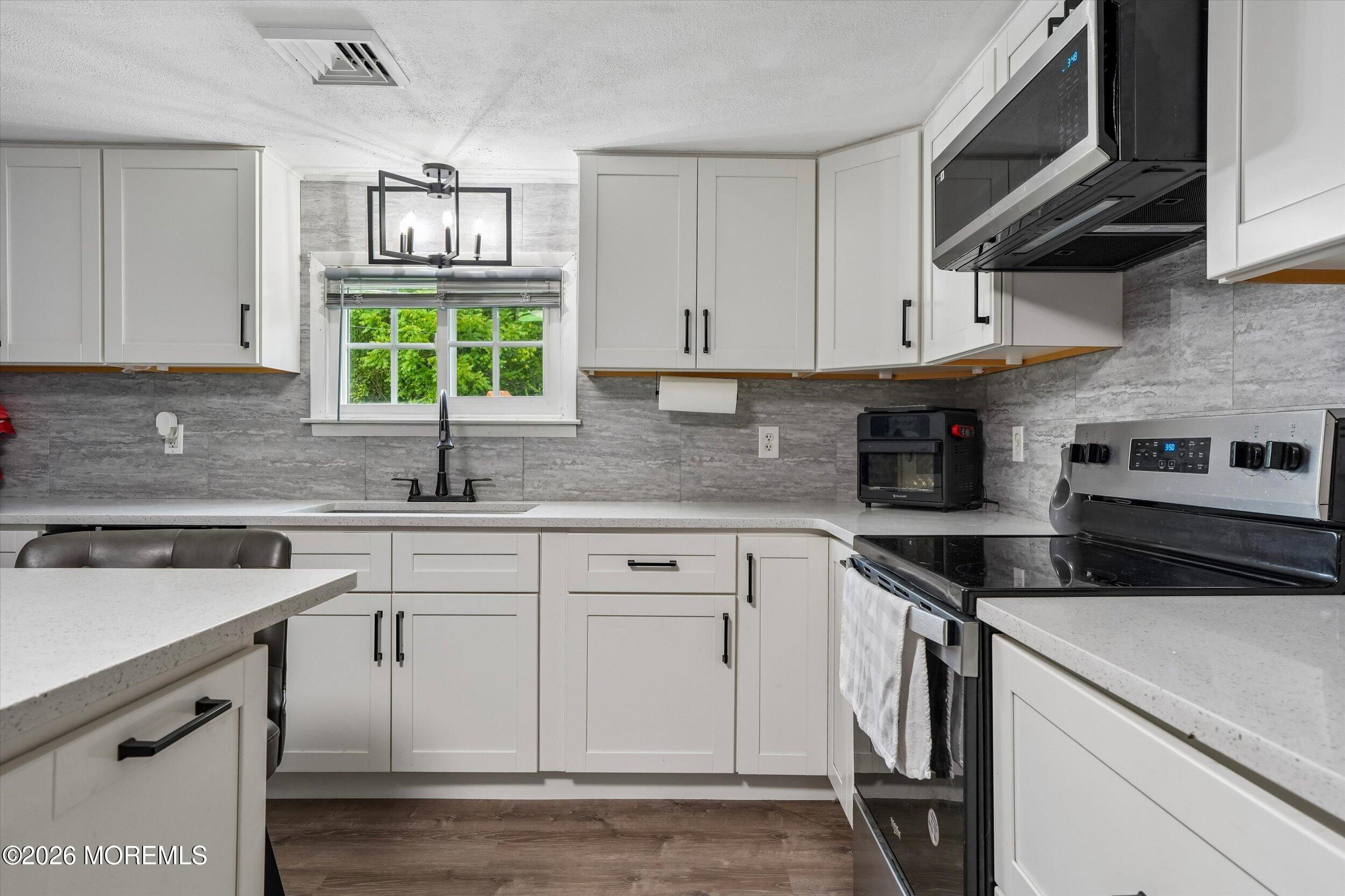 2733 Monmouth Road Jobstown NJ 08041