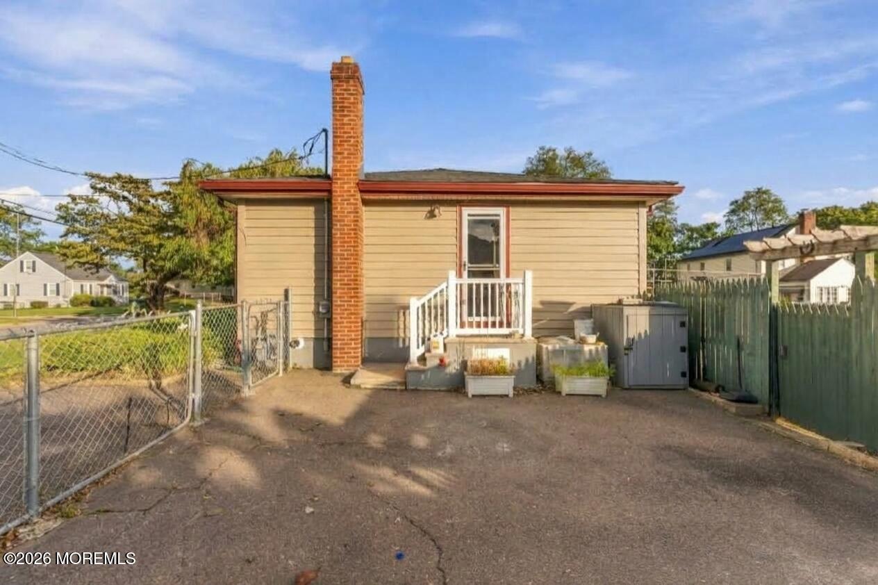 371 Sweetbriar Street Keyport NJ 07735