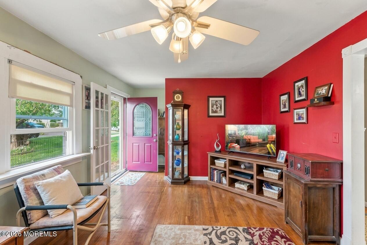 371 Sweetbriar Street Keyport NJ 07735