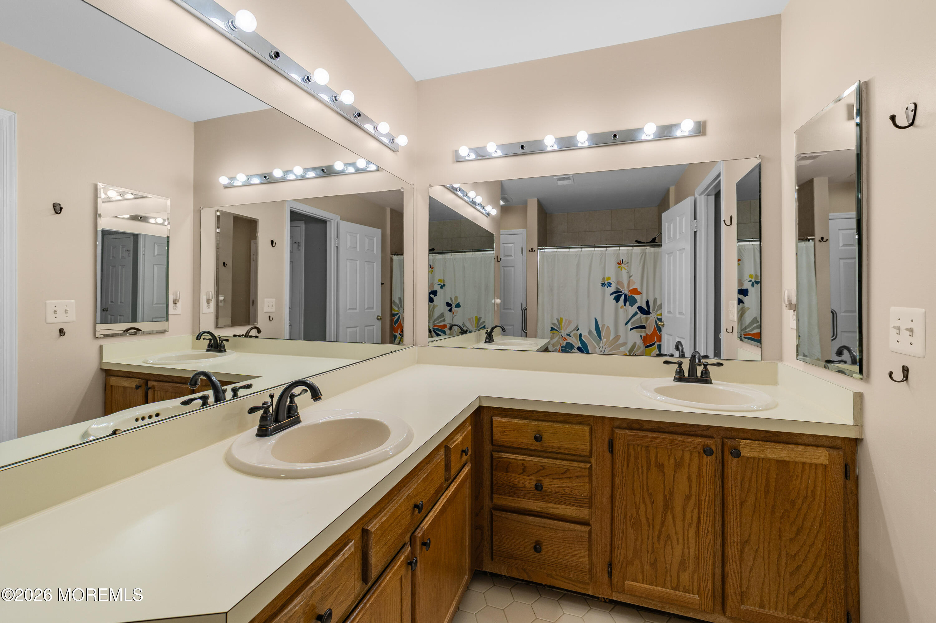 53 Winthrop Road Monroe NJ 08831