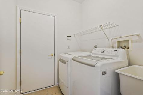 47 Yates Road Manalapan NJ 07726