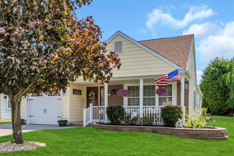98 Narberth Way Toms River NJ 08757