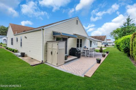 98 Narberth Way Toms River NJ 08757