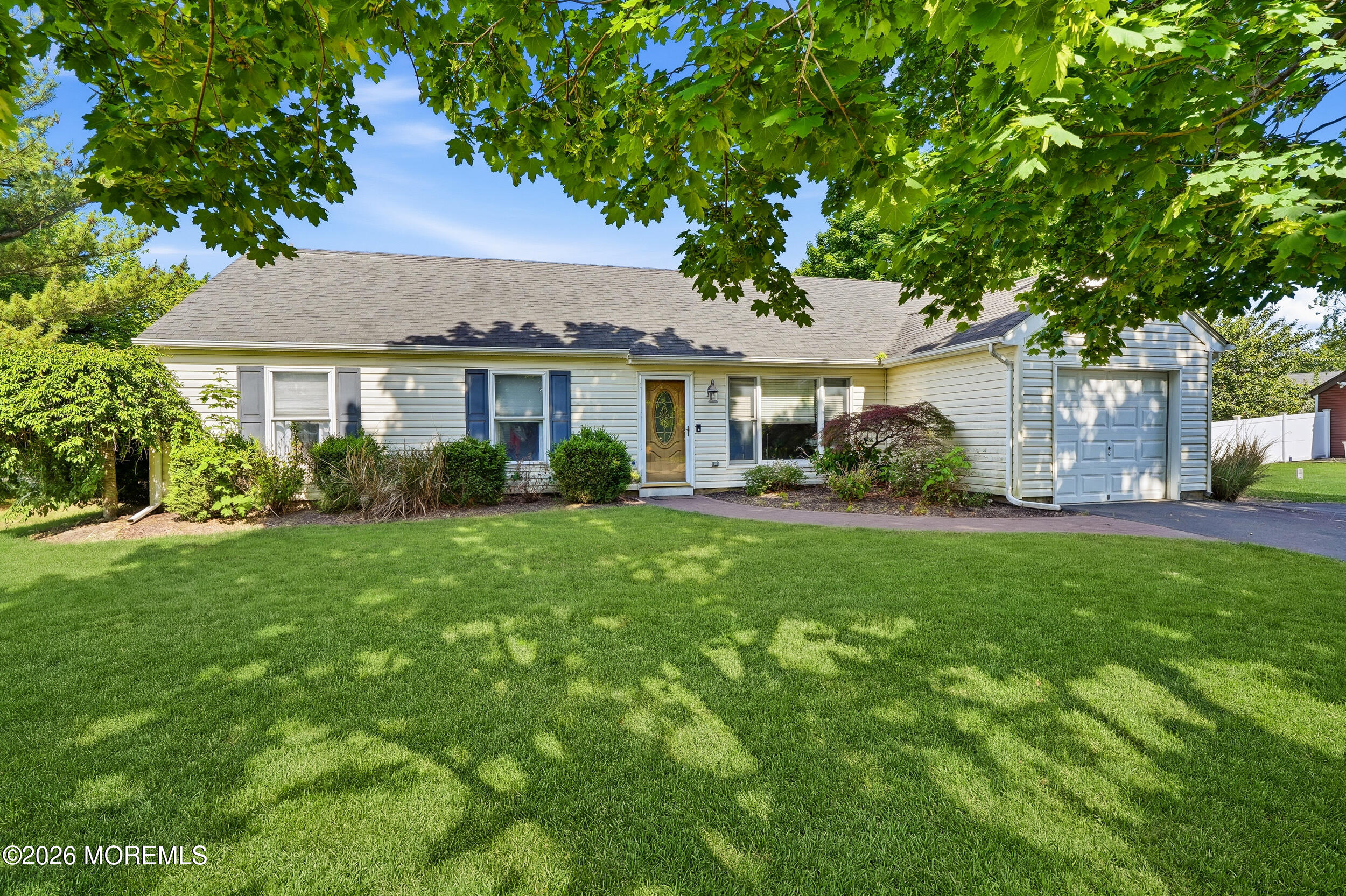 881 Eaglehurst Court Toms River NJ 08753