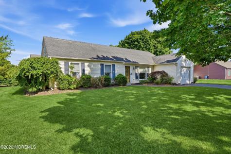 881 Eaglehurst Court Toms River NJ 08753