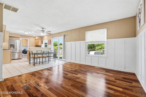 881 Eaglehurst Court Toms River NJ 08753