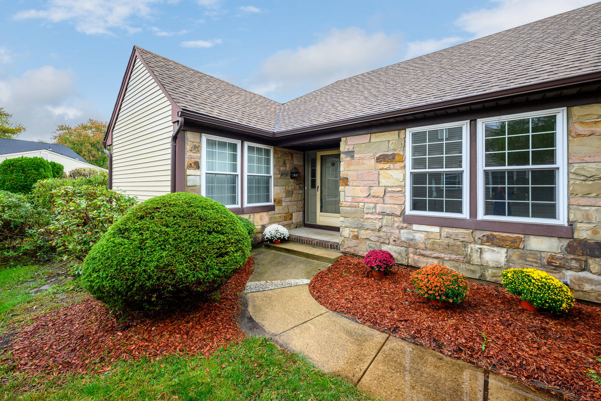 13 Benjamin Franklin Drive Monroe NJ 08831