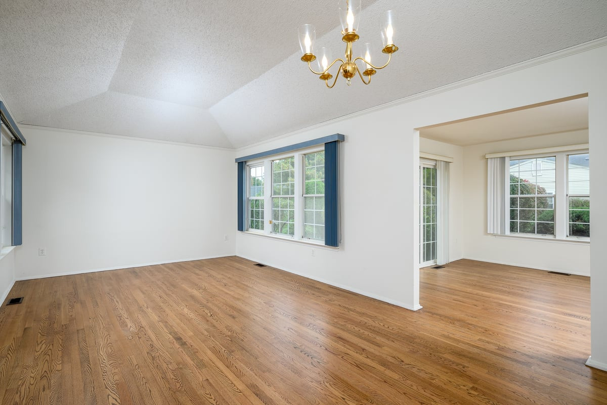 13 Benjamin Franklin Drive Monroe NJ 08831