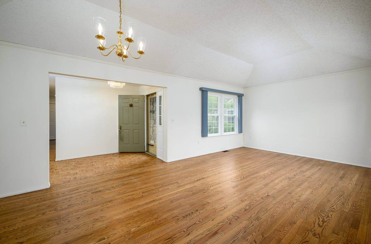 13 Benjamin Franklin Drive Monroe NJ 08831