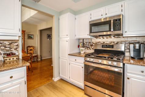1033A Thornbury Lane Manchester NJ 08759