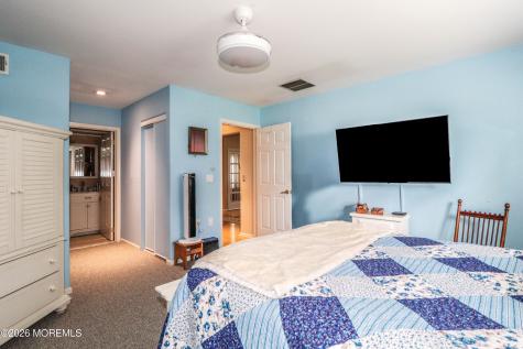 1033A Thornbury Lane Manchester NJ 08759