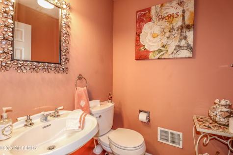 1033A Thornbury Lane Manchester NJ 08759