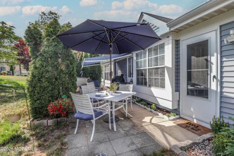 1033A Thornbury Lane Manchester NJ 08759