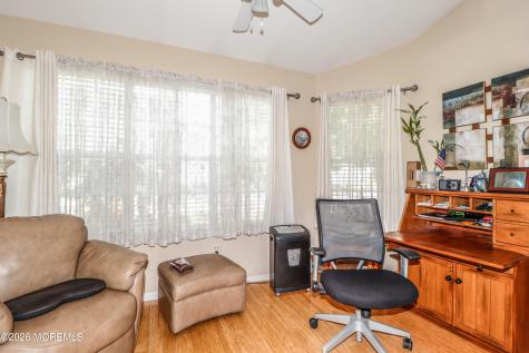 1033A Thornbury Lane Manchester NJ 08759