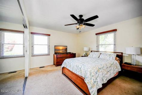 28 Morningside Drive Old Bridge NJ 08857