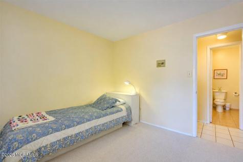 28 Morningside Drive Old Bridge NJ 08857