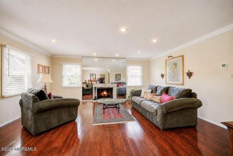 28 Morningside Drive Old Bridge NJ 08857