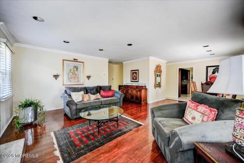 28 Morningside Drive Old Bridge NJ 08857