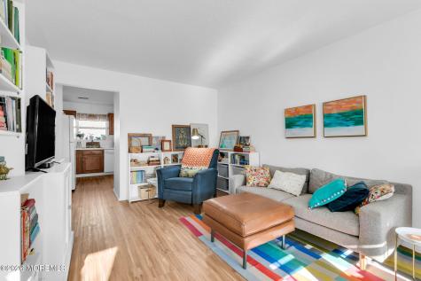 53 Farnworth Close Freehold NJ 07728