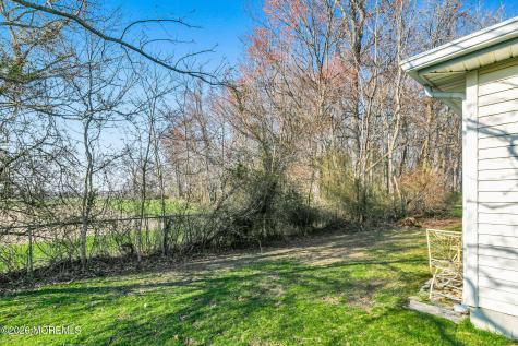 53 Farnworth Close Freehold NJ 07728