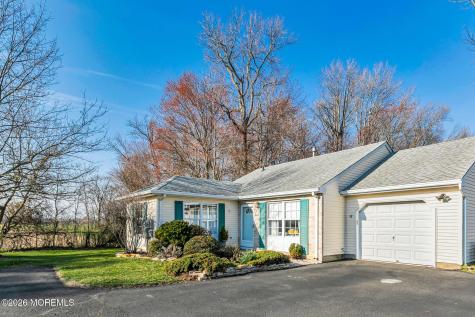 53 Farnworth Close Freehold NJ 07728