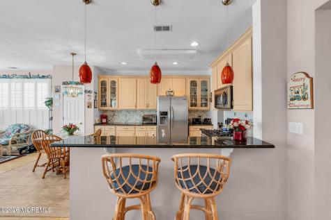 4 Chamber Lane Columbus NJ 08022