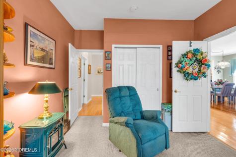 4 Chamber Lane Columbus NJ 08022