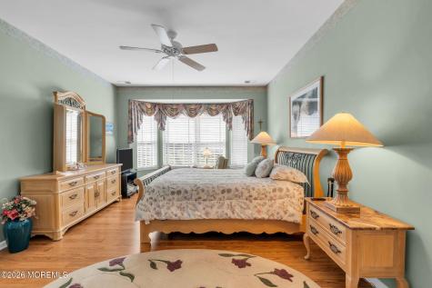 4 Chamber Lane Columbus NJ 08022
