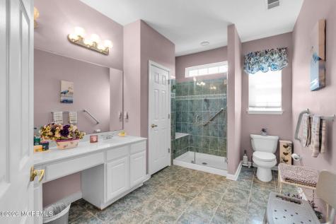 4 Chamber Lane Columbus NJ 08022