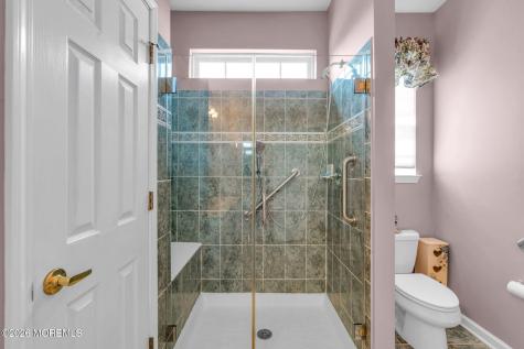 4 Chamber Lane Columbus NJ 08022