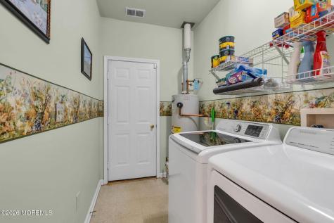 4 Chamber Lane Columbus NJ 08022