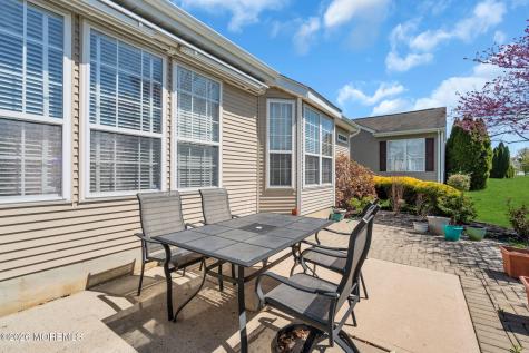 4 Chamber Lane Columbus NJ 08022