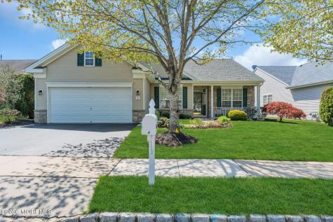 4 Chamber Lane Columbus NJ 08022