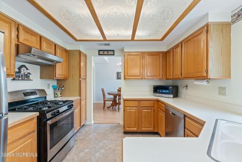 981B Thornbury Lane Manchester NJ 08759