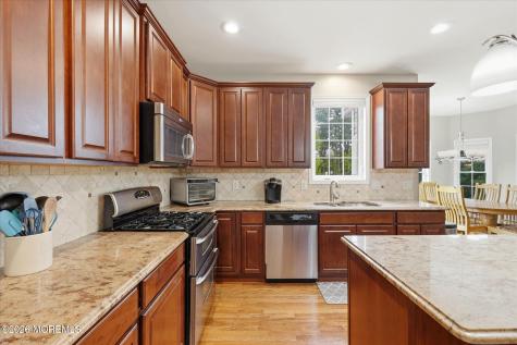 137 Mooring Road Manahawkin NJ 08050