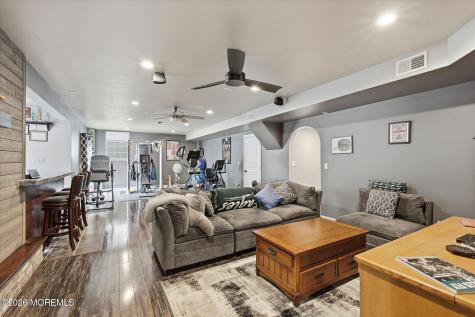 137 Mooring Road Manahawkin NJ 08050