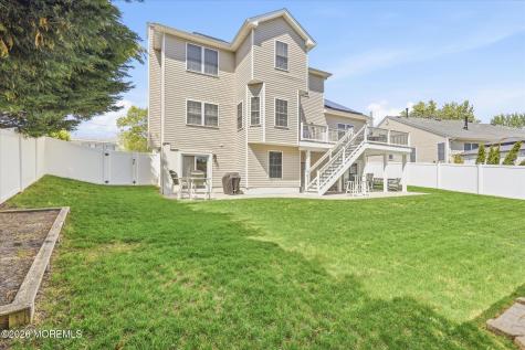 137 Mooring Road Manahawkin NJ 08050