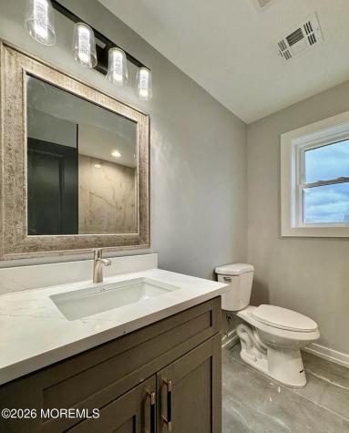 813 Ensign Avenue Beachwood NJ 08722