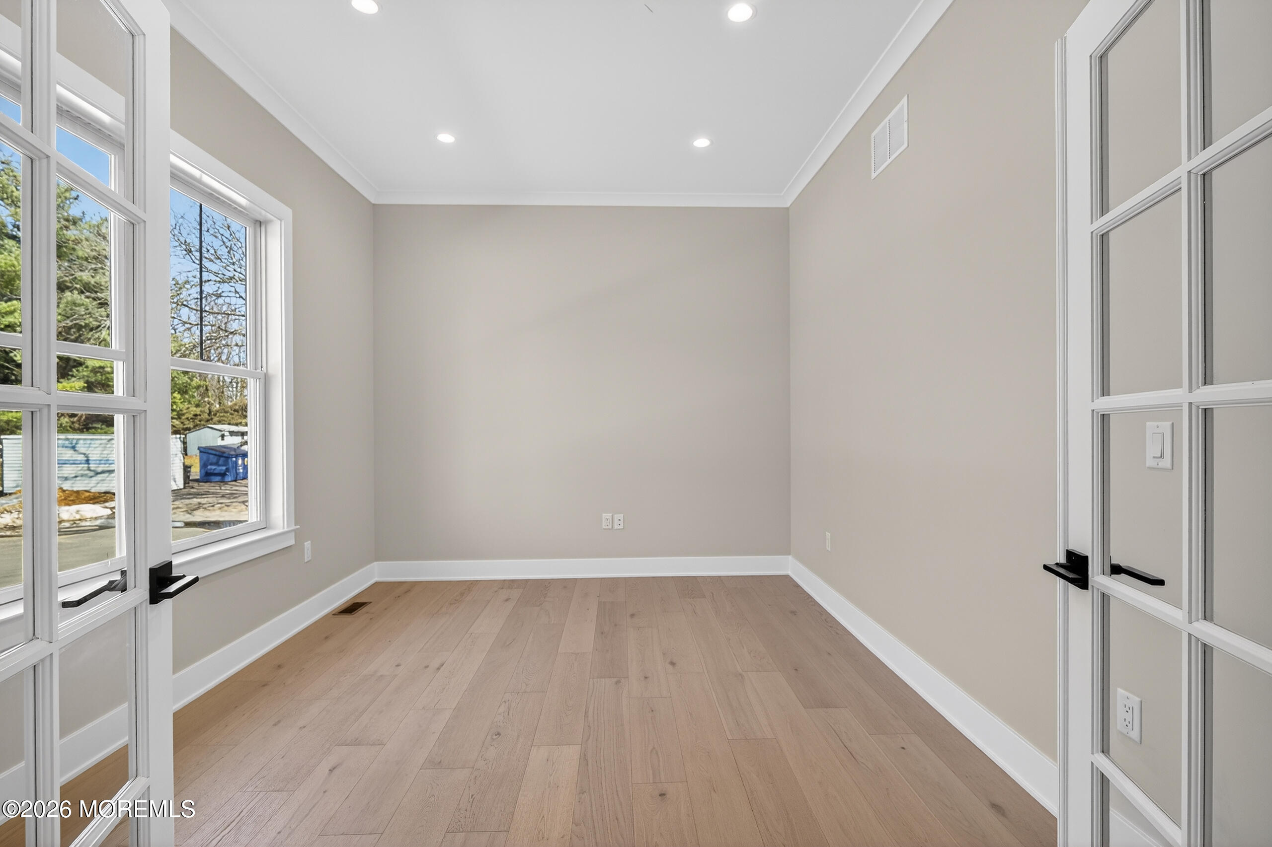 4 Arthur Lane Cranbury NJ 08512