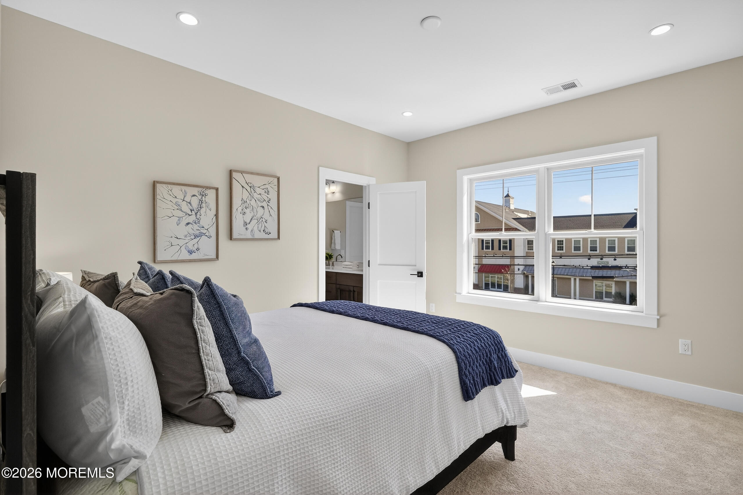 4 Arthur Lane Cranbury NJ 08512