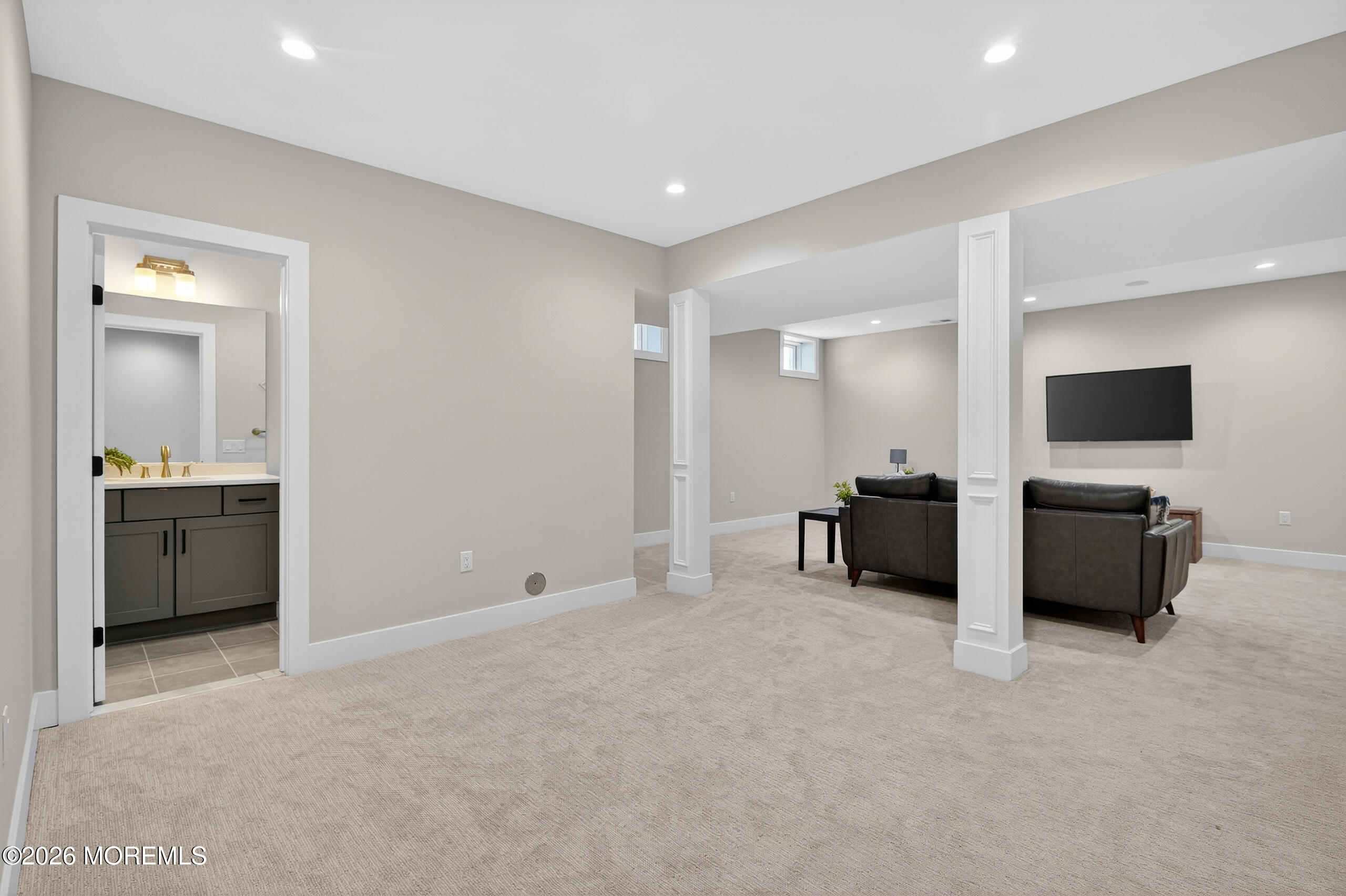 4 Arthur Lane Cranbury NJ 08512