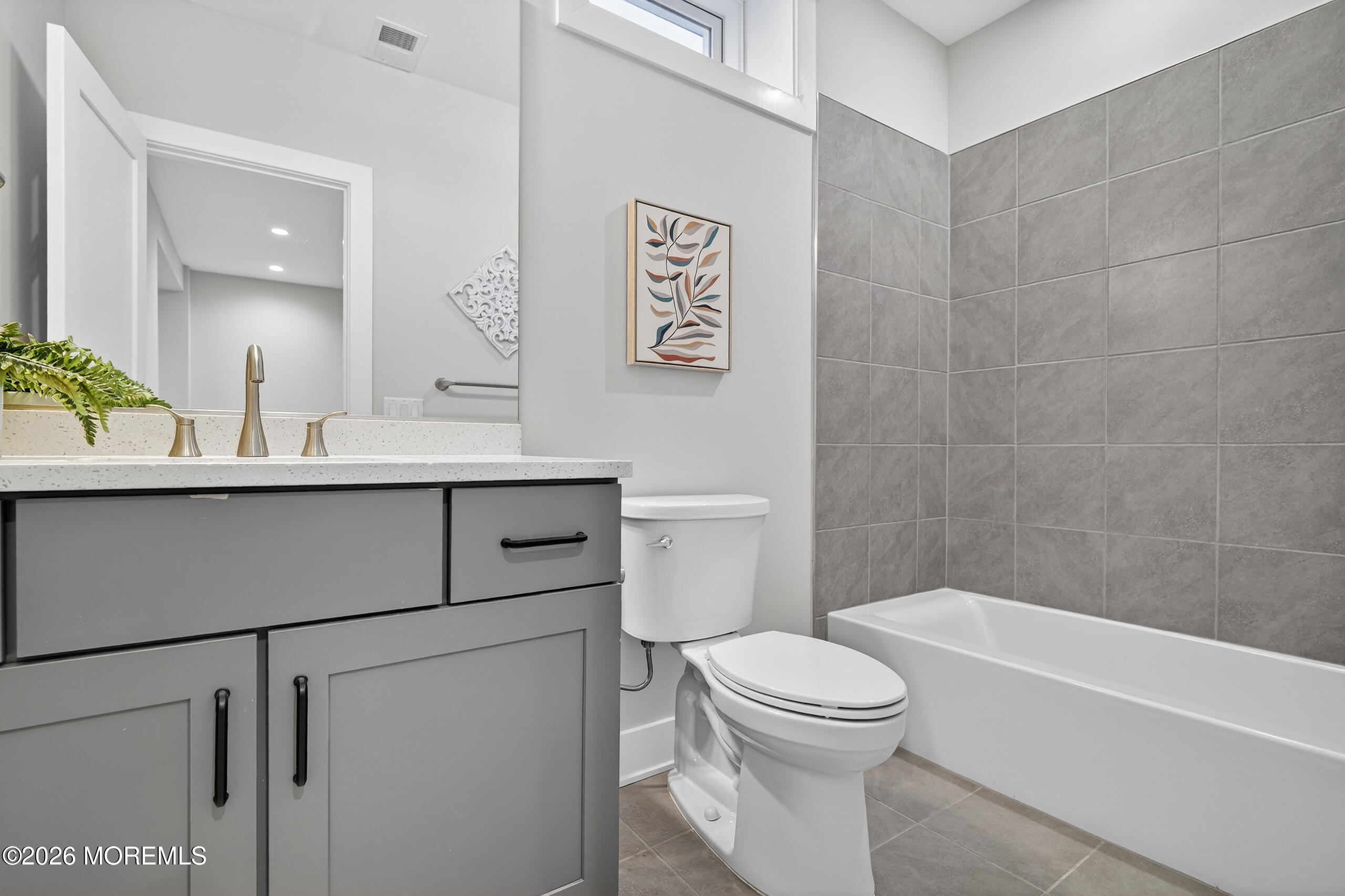 4 Arthur Lane Cranbury NJ 08512