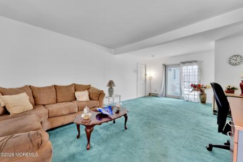 627 E Vail Road Landing NJ 07850