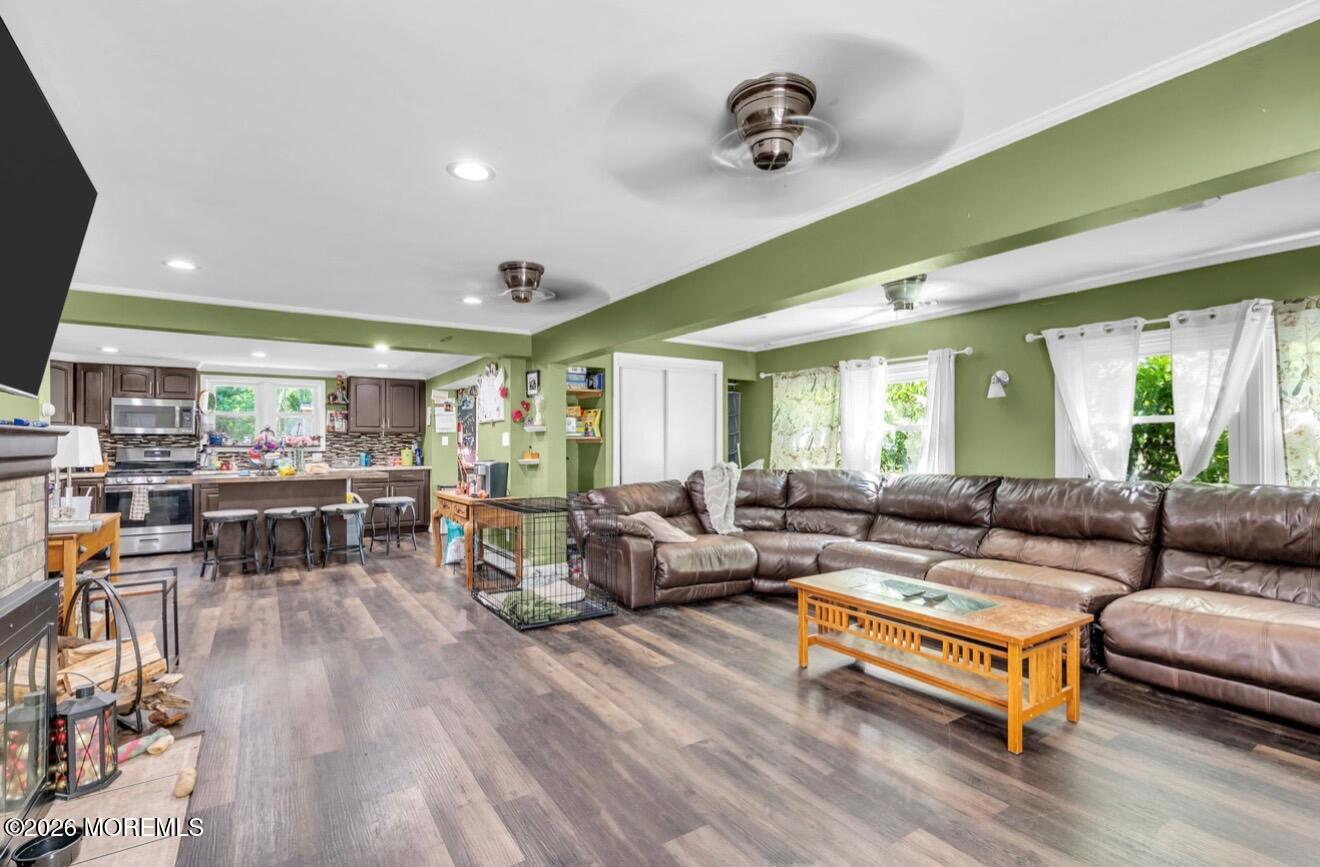 831 Palmer Avenue Holmdel NJ 07733