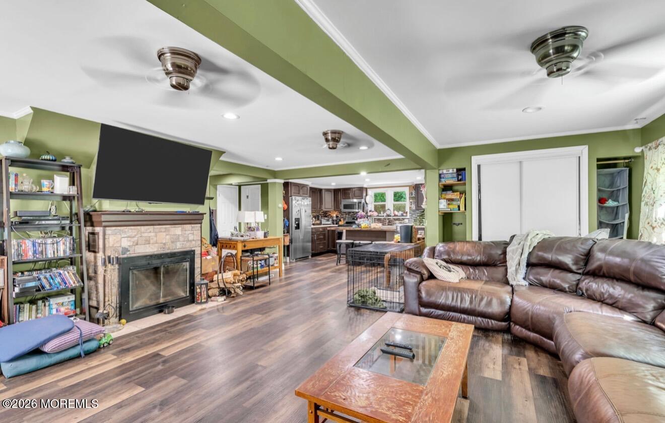 831 Palmer Avenue Holmdel NJ 07733
