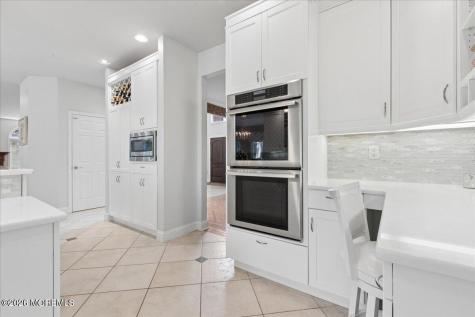 317 Sinclair Court Morganville NJ 07751