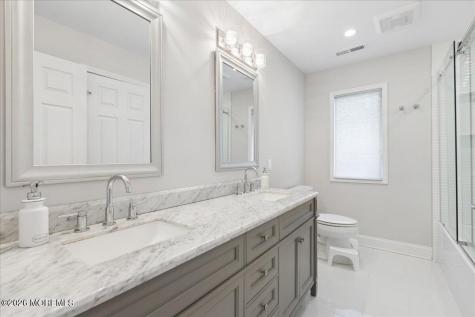 317 Sinclair Court Morganville NJ 07751