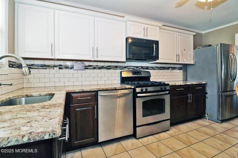 73 Chesterfield Lane Toms River NJ 08757