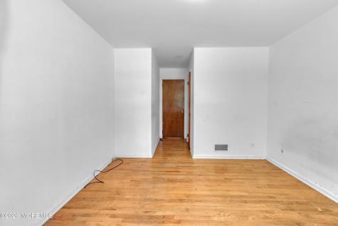 18 Foley Avenue Edison NJ 08820